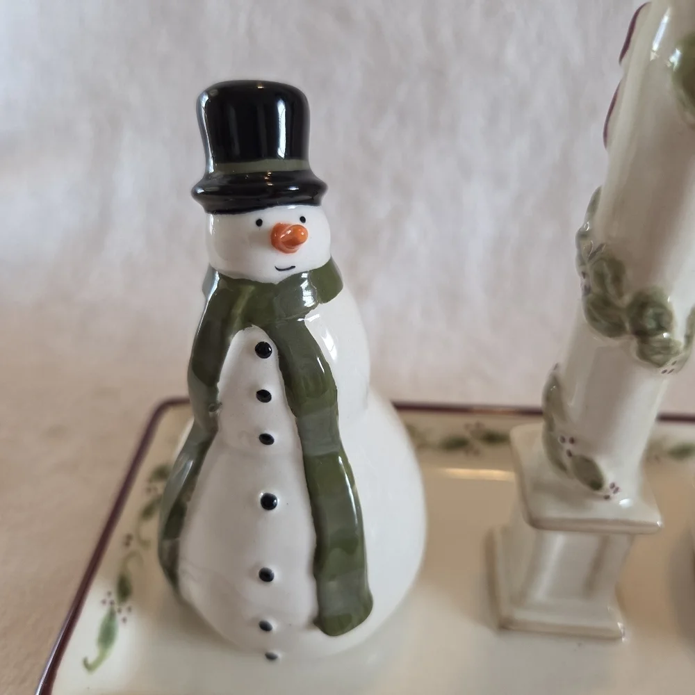 Grasslands Road Snowman Salt & Pepper Shakers with Lamp Post Tray Set - 3pc - Picture 2 of 12